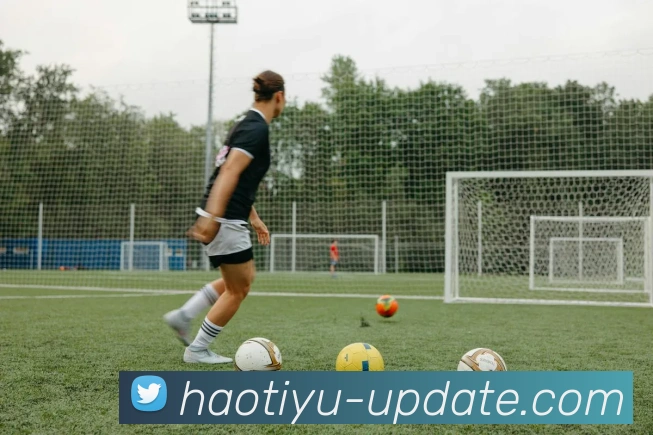 2015女足世界杯：辉煌瞬间，中国女足勇夺亚军的传奇之旅，荣耀与汗水并存